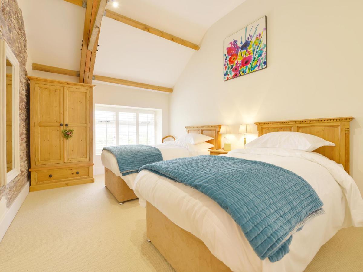 The Cider Barn At Home Farm Wembury ภายนอก รูปภาพ